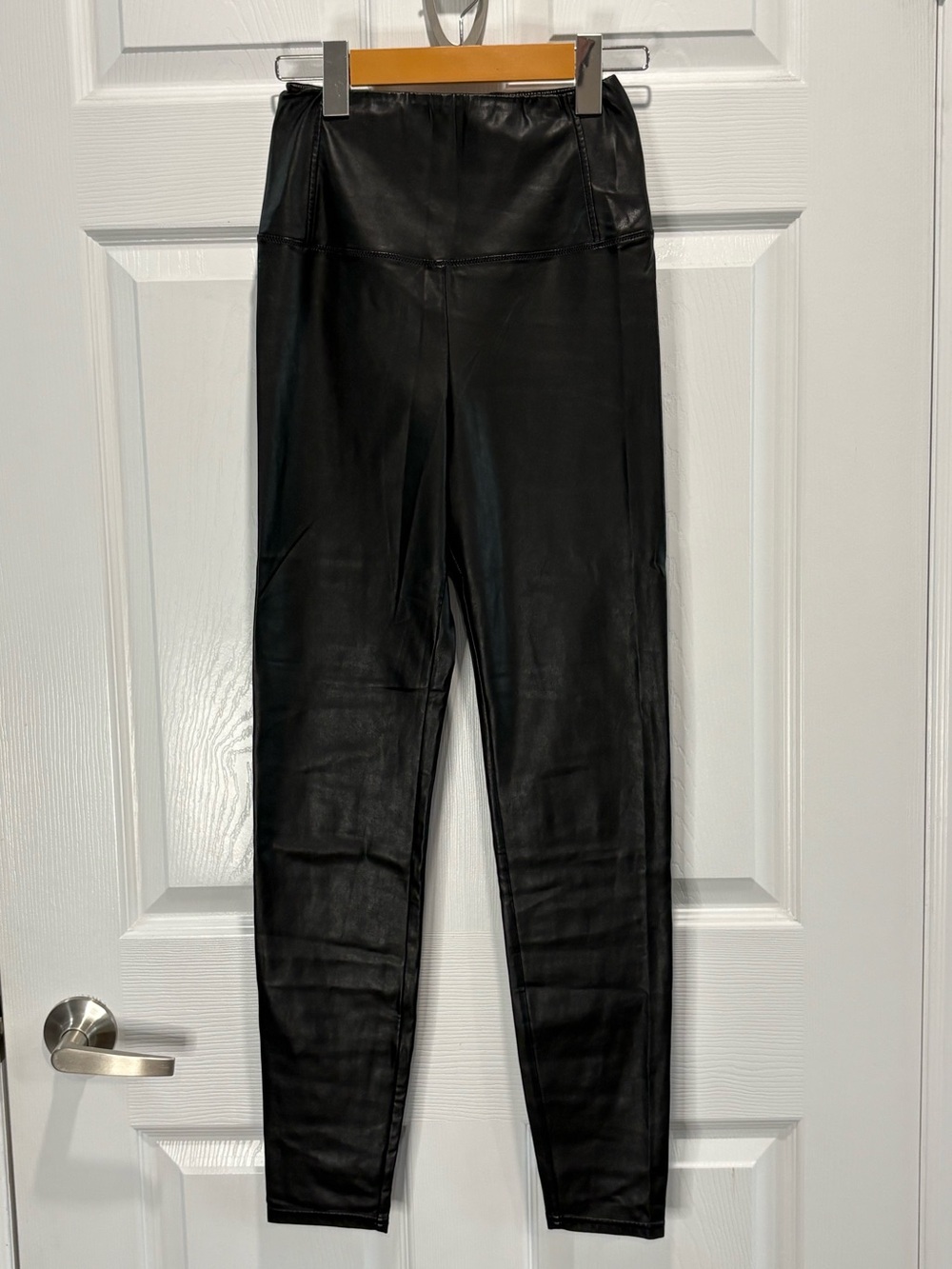 Aritizia Wilfred Free Daria Vegan Leather Leggings, Black, Size XS